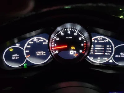 2019 Porsche Panamera VIN: