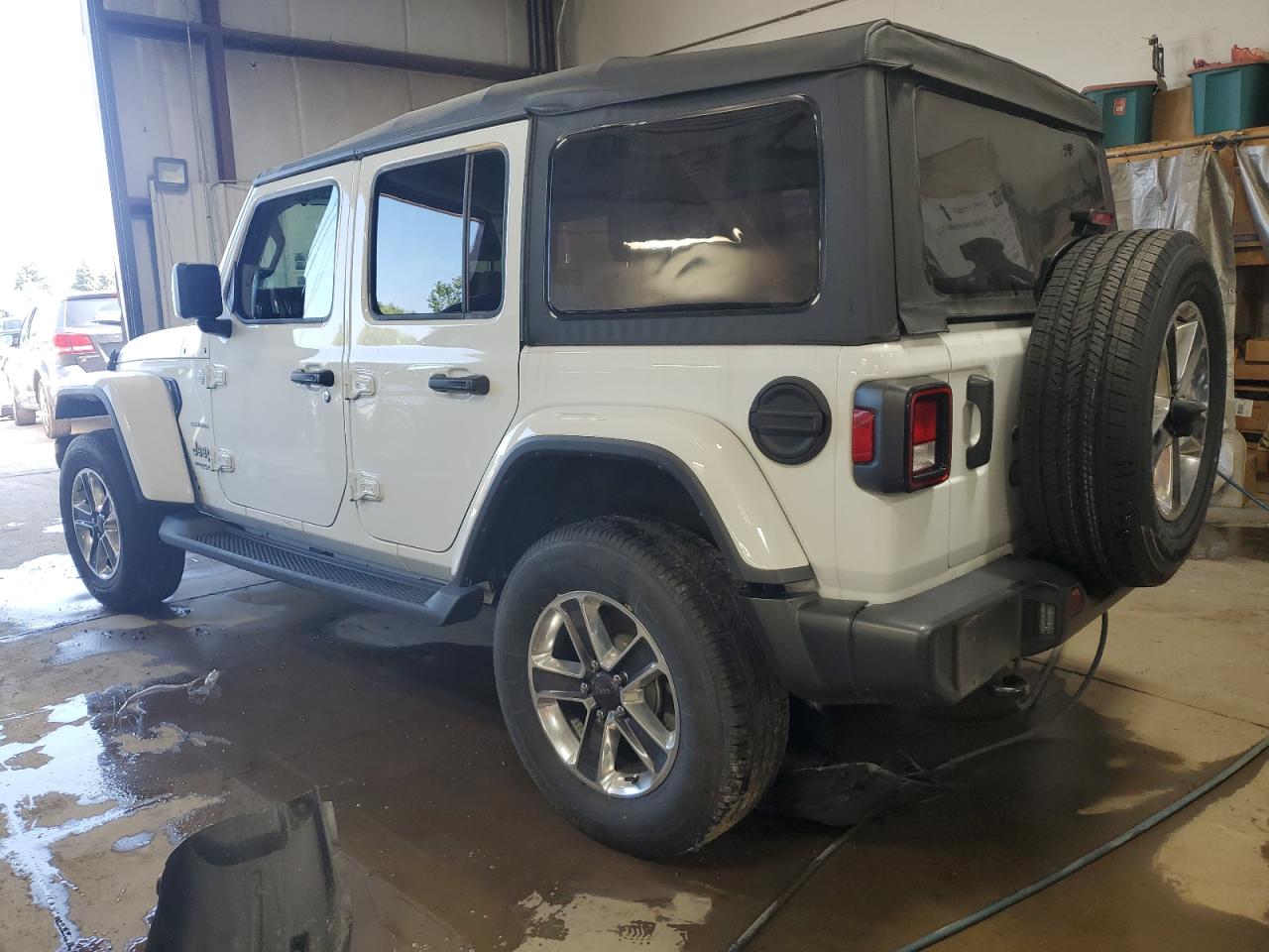 2022 JEEP WRANGLER UNLIMITED SAHARA VIN:WP0AA2A8XNS255297