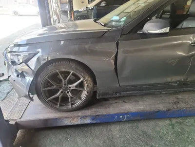 2015 Infiniti Q50 VIN: