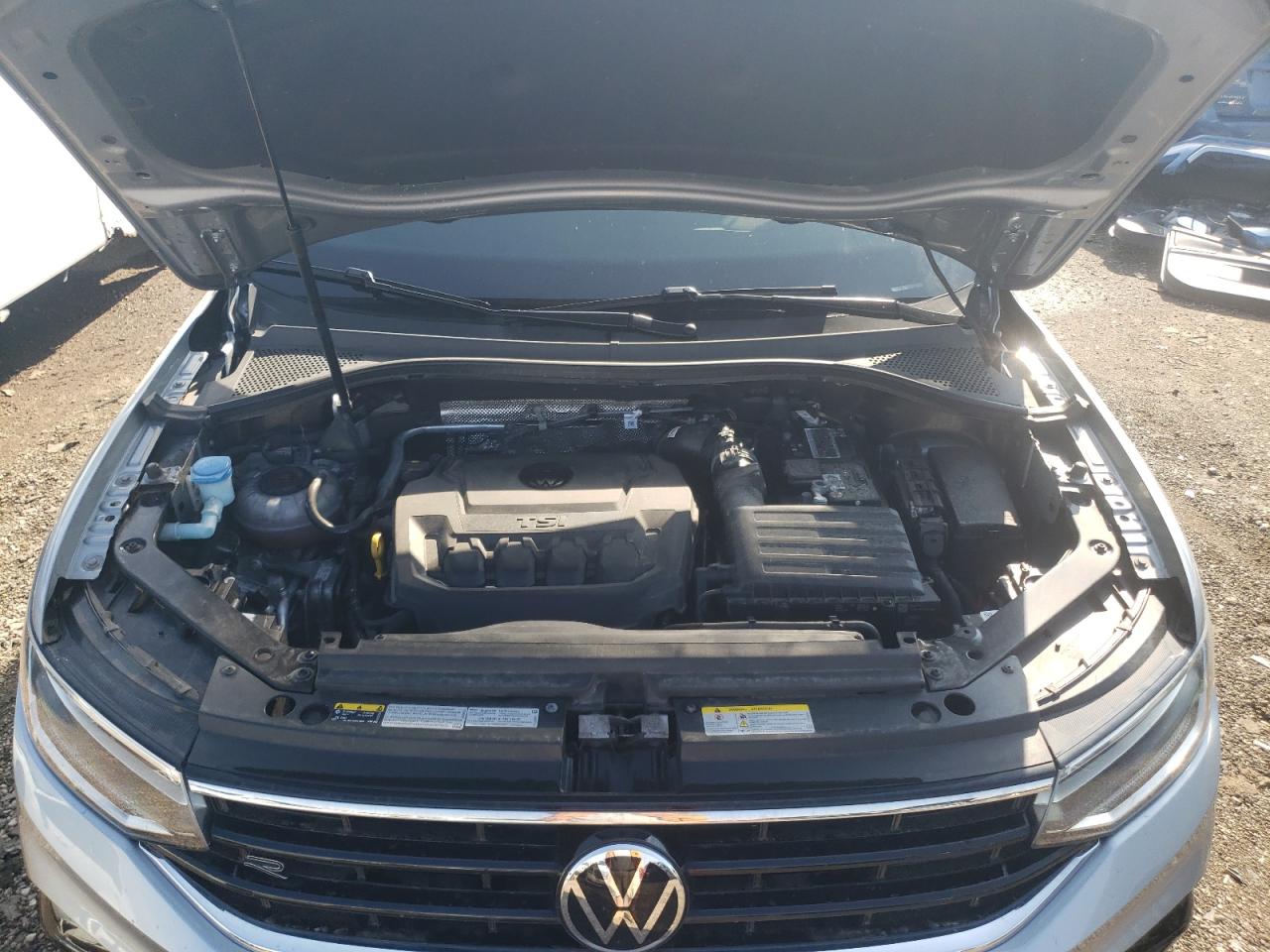 2022 VOLKSWAGEN TIGUAN SE R-LINE BLACK VIN:3VV8B7AX4NM030805
