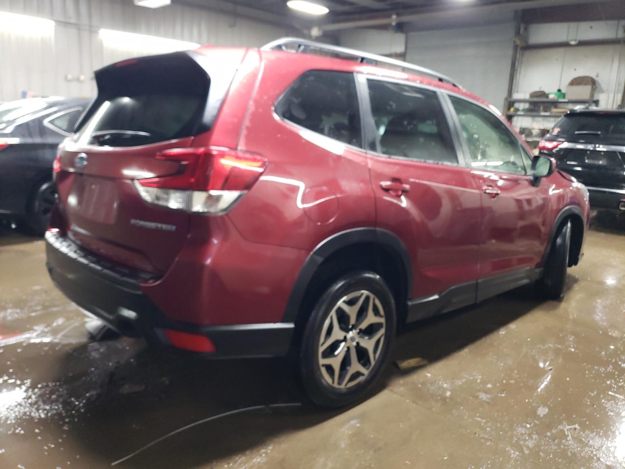 2022 SUBARU FORESTER PREMIUM VIN:JF2SKADC2NH411200