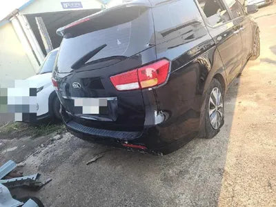 2015 Kia Carnival VIN: