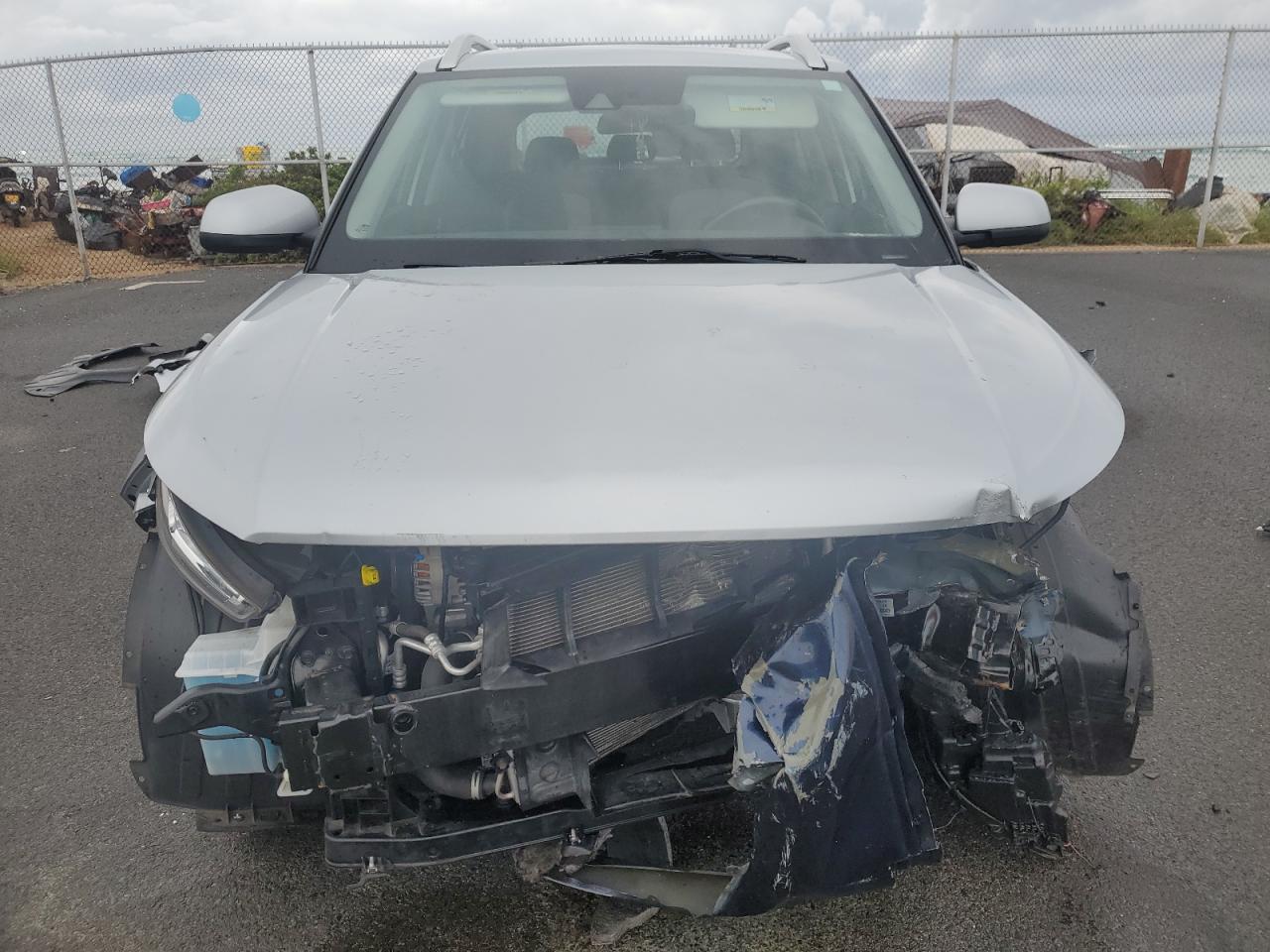 2022 HYUNDAI VENUE SEL VIN:KMHRC8A3XNU178175