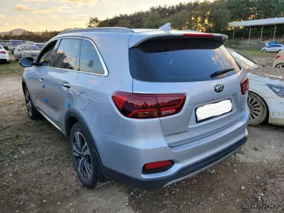 2018 Kia Sorento KNAPS81BDJA414093 VIN:KNAPS81BDJA414093