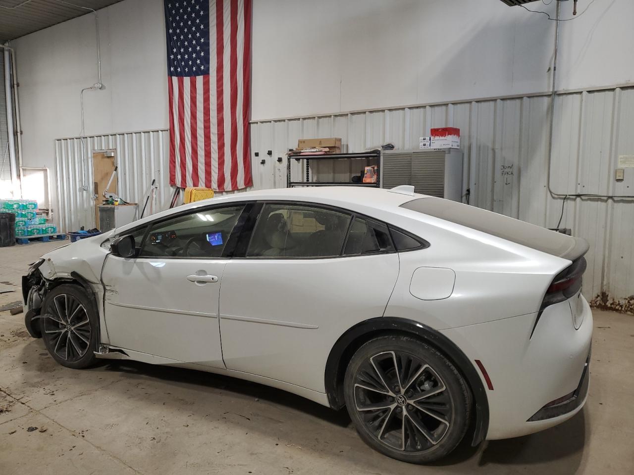 2023 TOYOTA PRIUS LE VIN:JTDACAAU8P3006771