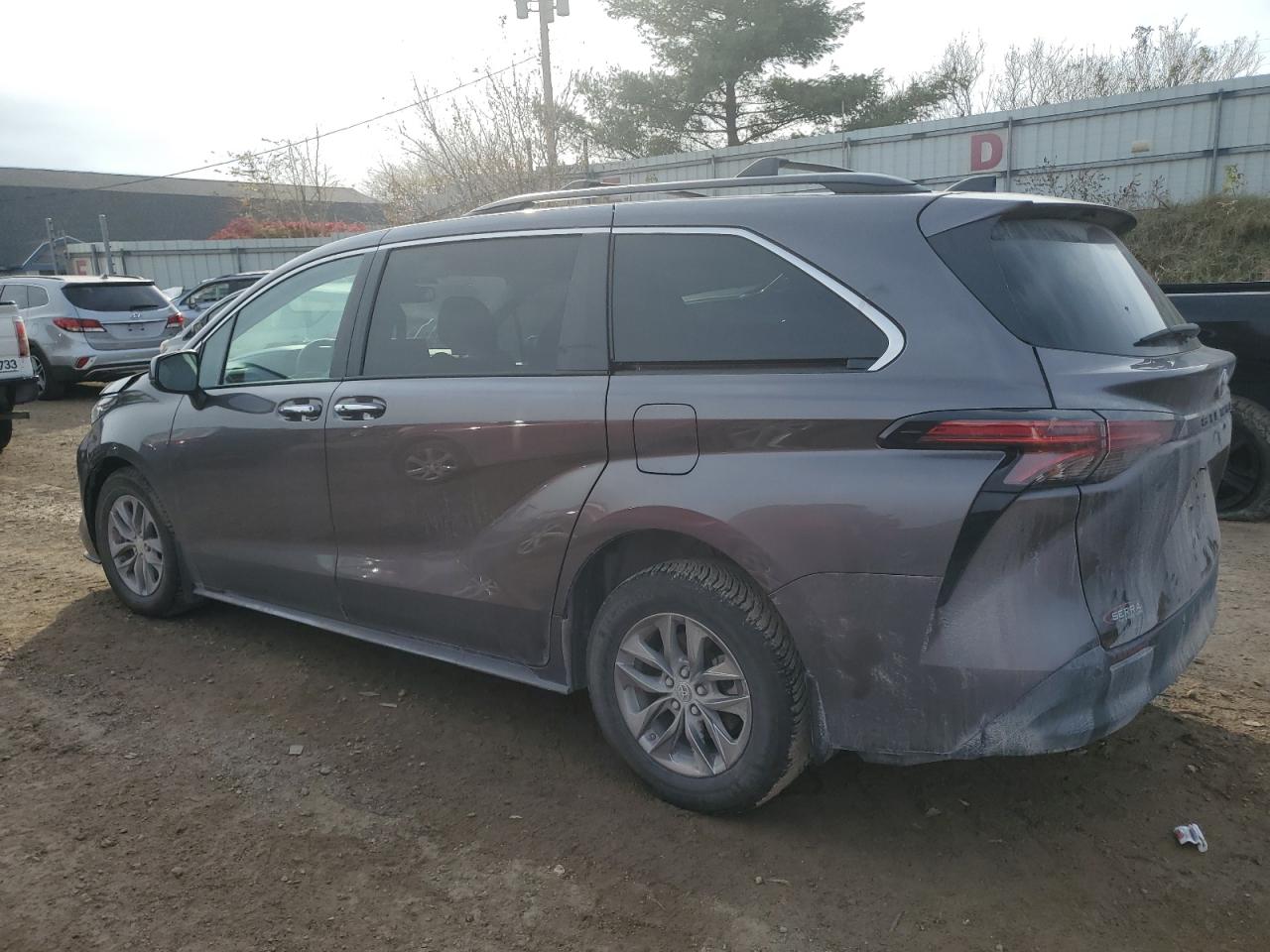 2022 TOYOTA SIENNA XLE VIN:5TDYRKEC2NS095642
