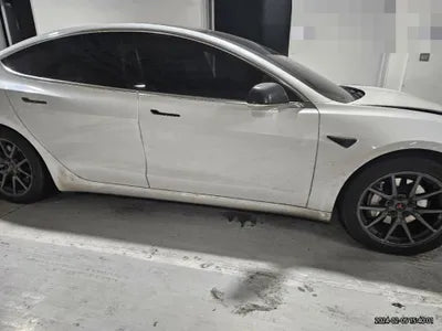 2020 Tesla Model 3 VIN: