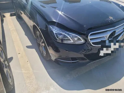 2015 Mercedes-Benz E 200 VIN: