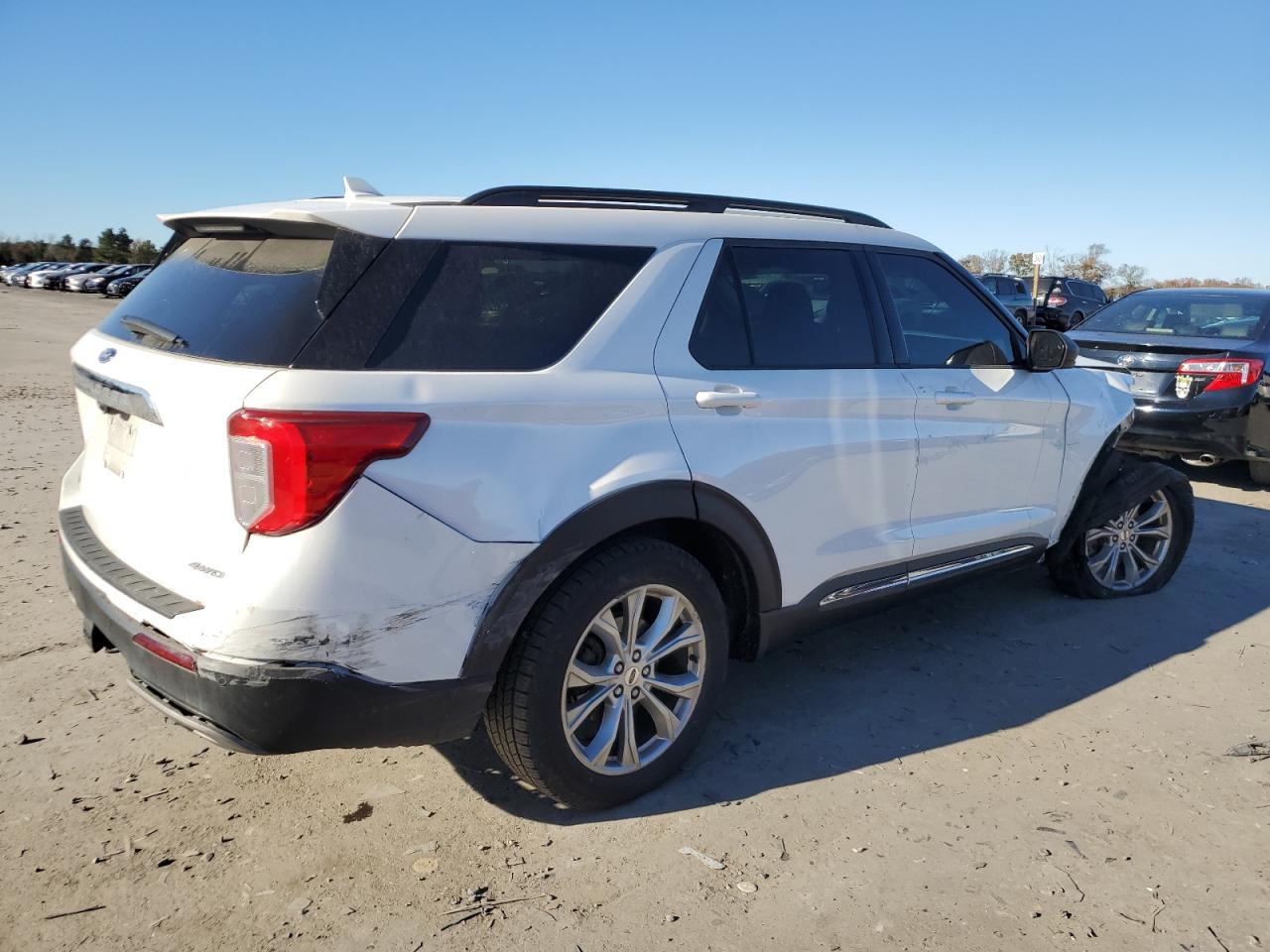 2022 FORD EXPLORER XLT VIN:1FMSK8DH0NGA08353