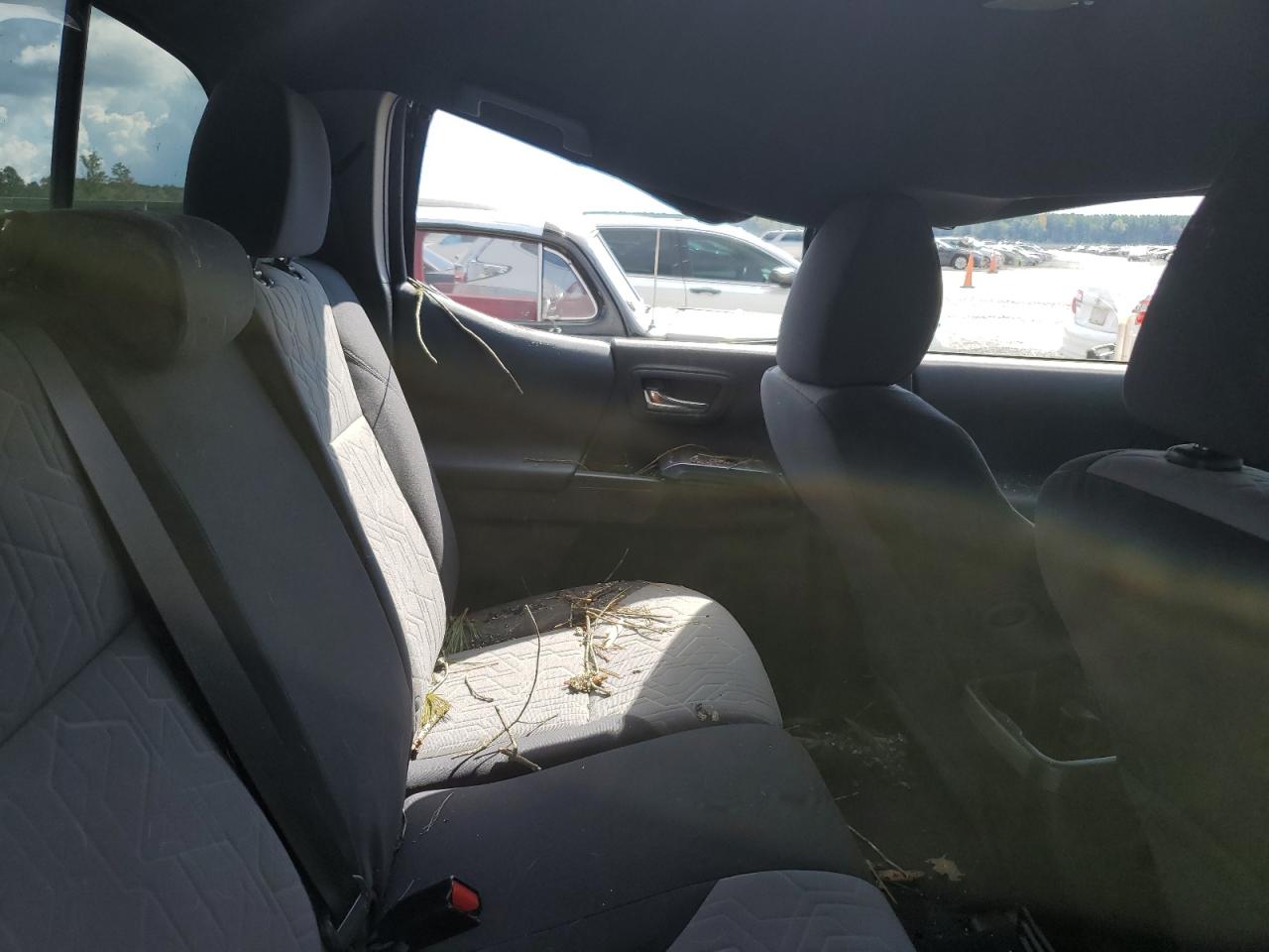 2022 TOYOTA TACOMA DOUBLE CAB VIN:3TYCZ5AN5NT063825