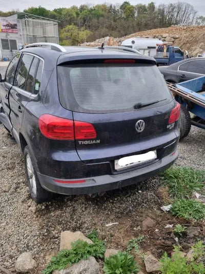 2016 Volkswagen Tiguan WVGZZZ5NZGW586677 VIN:WVGZZZ5NZGW586677