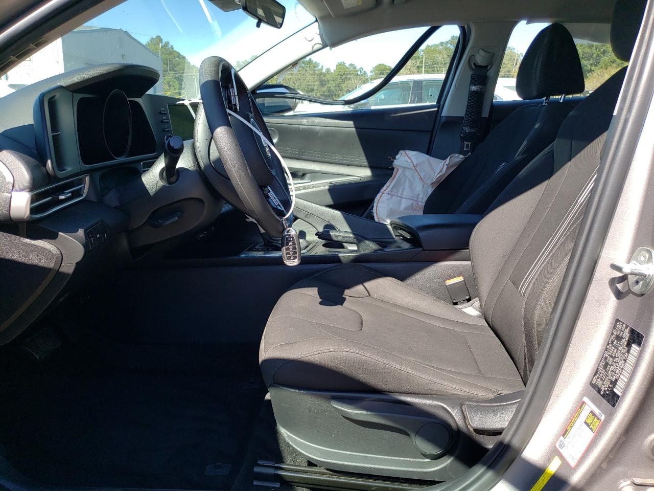 2022 HYUNDAI ELANTRA SEL VIN:KMHLM4AG8NU331750