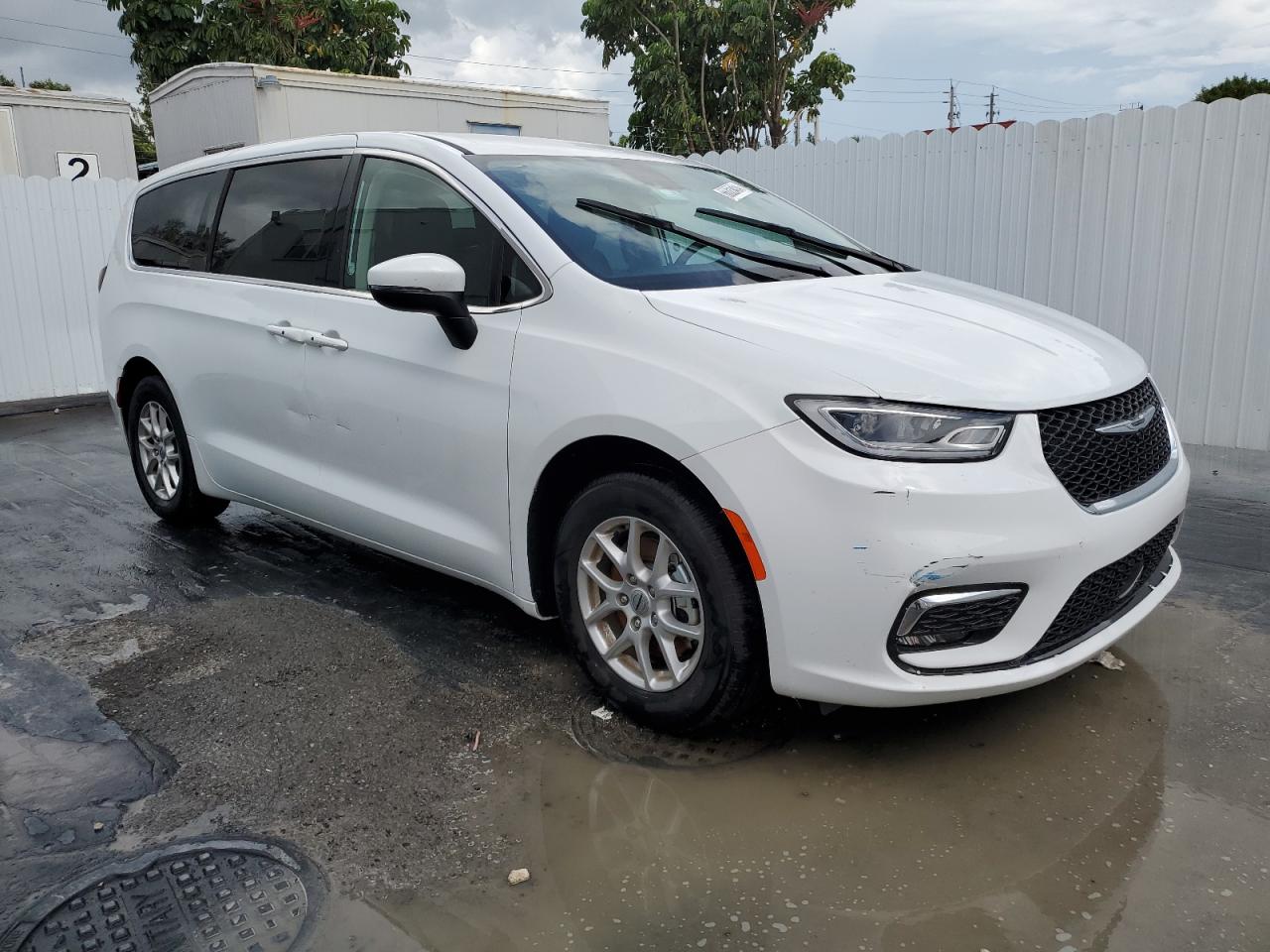 2023 CHRYSLER PACIFICA TOURING L VIN:2C4RC1BG7PR601405