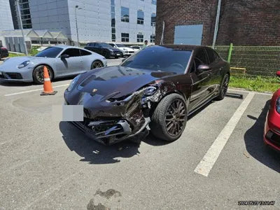 2020 Porsche Panamera VIN: