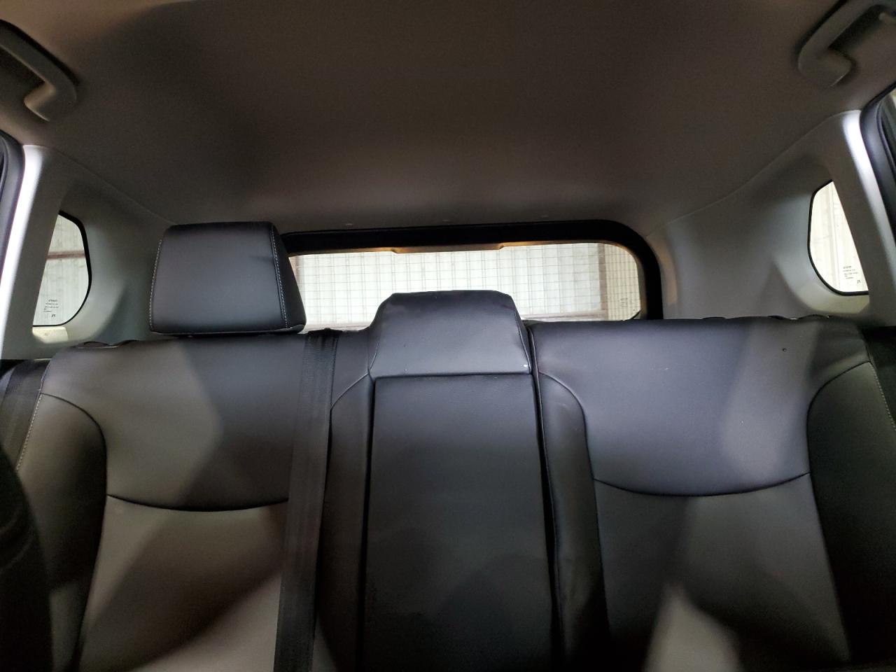 2022 TOYOTA COROLLA CROSS XLE VIN:7MUDAAAGXNV031637