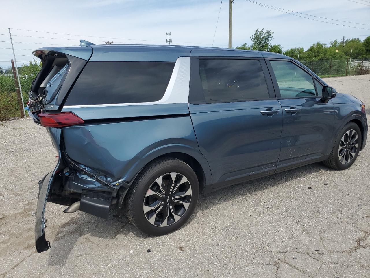 2022 KIA CARNIVAL EX VIN:KNDNC5H3XN6061451