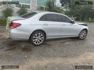 2017 Mercedes-Benz E 300 WDDZF4KB1JA327746 VIN:WDDZF4KB1JA327746