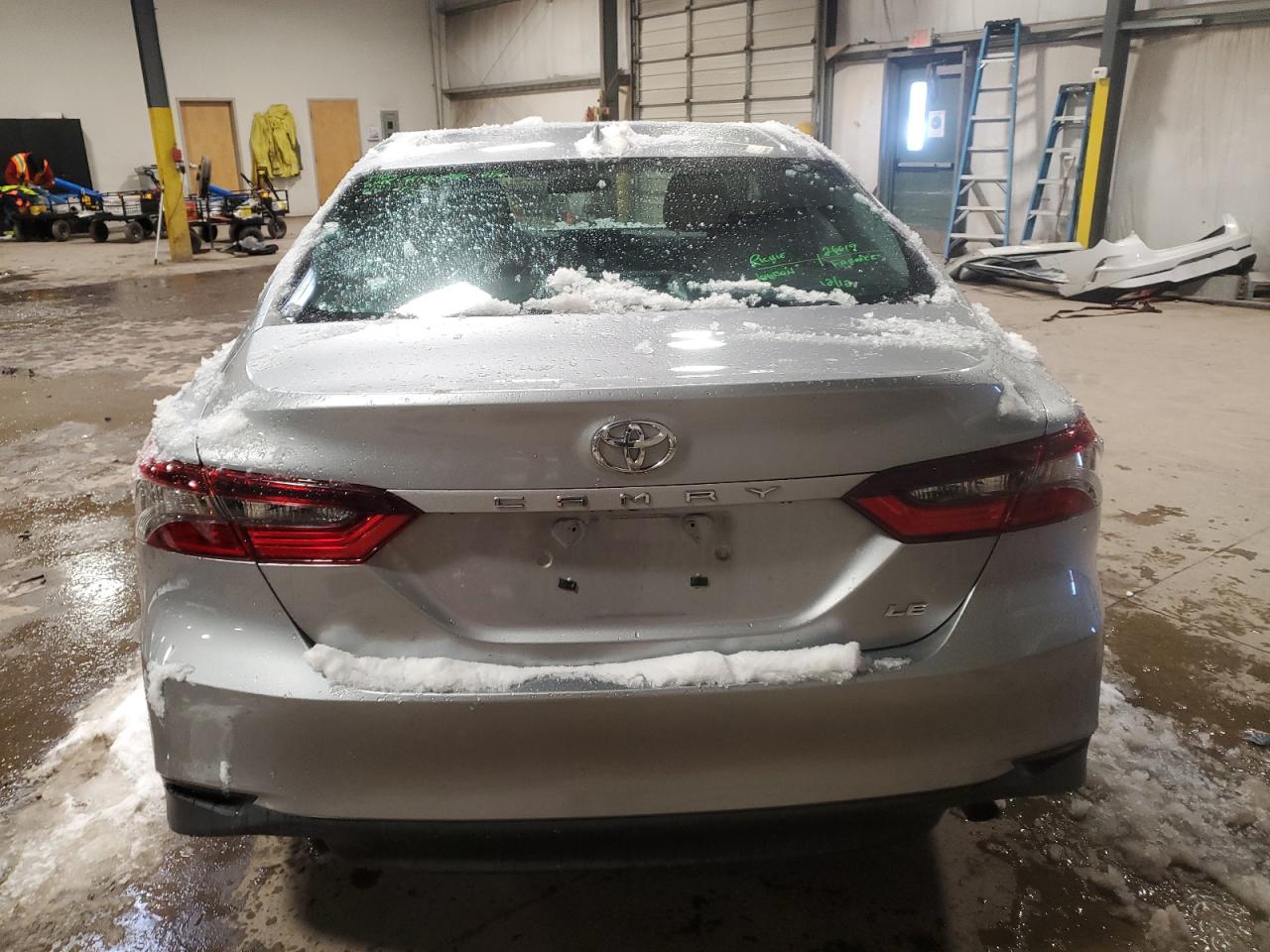 2022 TOYOTA CAMRY LE VIN:4T1C11AK2NU639945