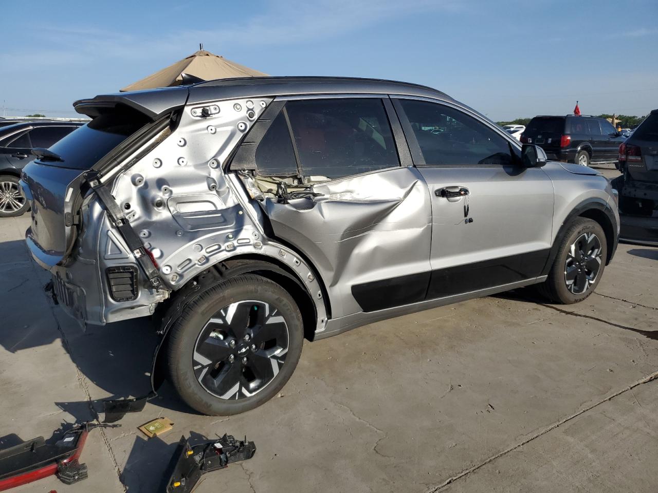 2023 KIA NIRO WIND VIN:KNDCR3L16P5023398