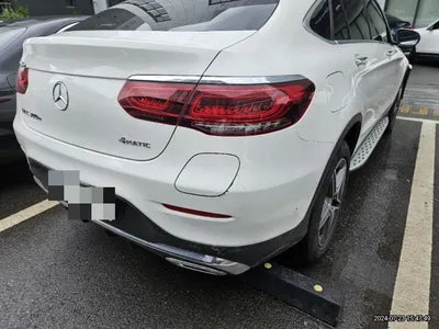 2022 Mercedes-Benz GLC 300 VIN: