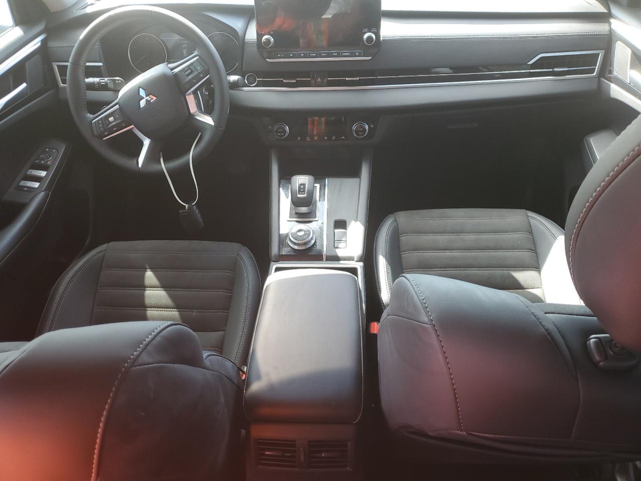 2024 MITSUBISHI OUTLANDER SE VIN:JA4J3VA80RZ040076 – VIN Public