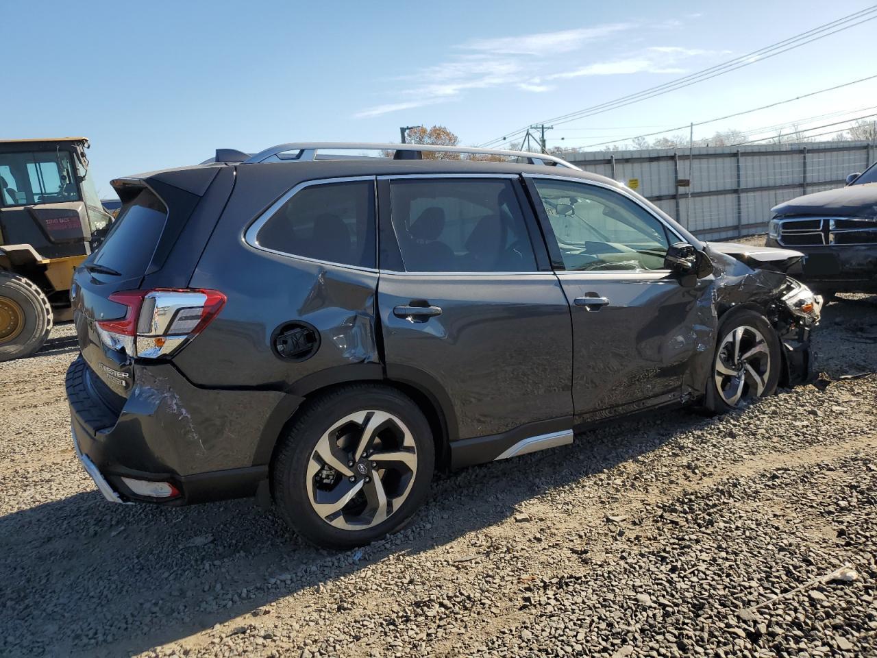 2022 SUBARU FORESTER TOURING VIN:JF2SKARC0NH463031