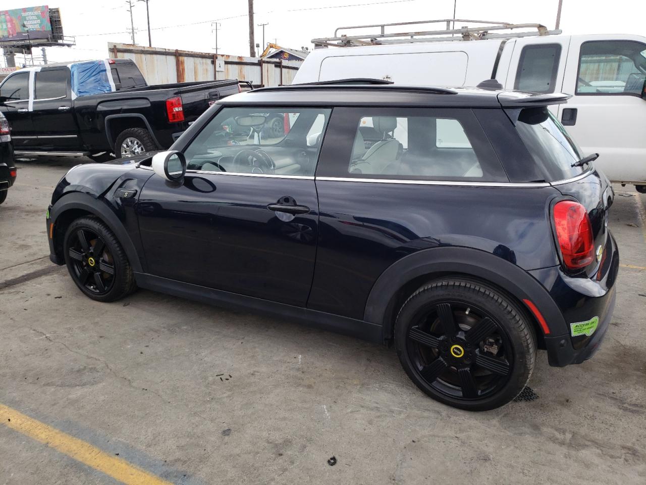 2023 MINI COOPER SE VIN:WMW13DJ05P2T67909