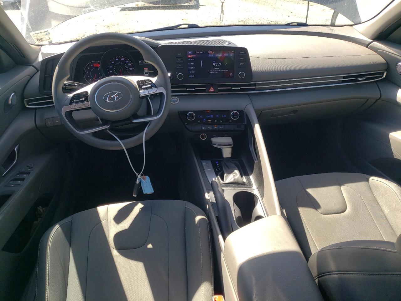 2022 HYUNDAI ELANTRA SEL VIN:KMHLM4AG6NU366609