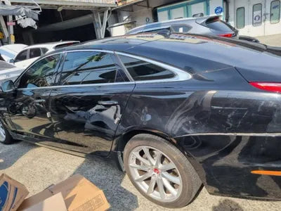 2015 Jaguar XJS VIN: