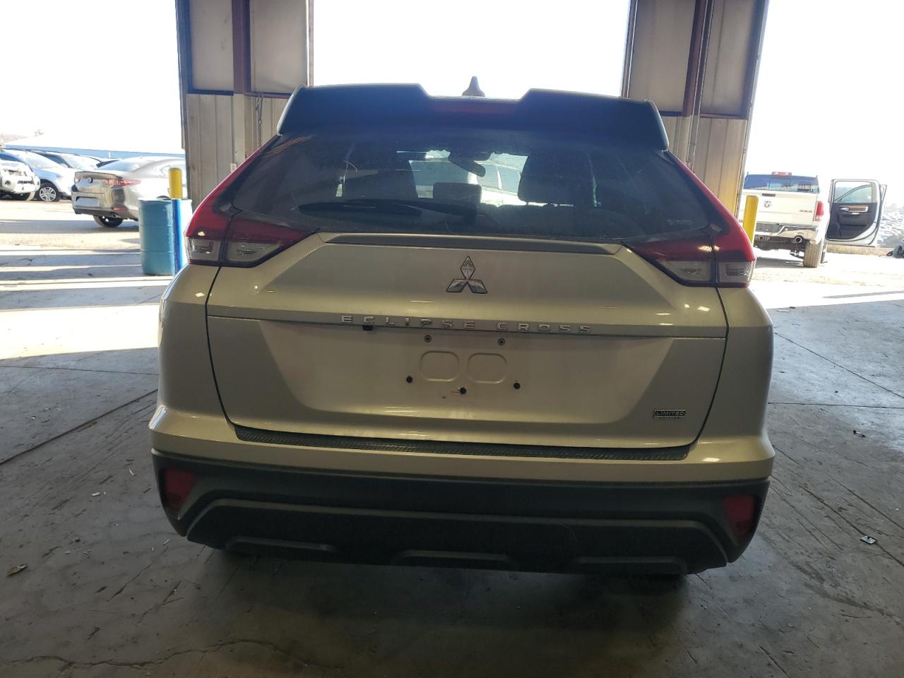 2022 MITSUBISHI ECLIPSE CROSS LE VIN:JA4ATVAA3NZ054566