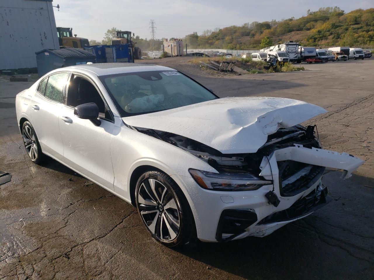 2022 VOLVO S60 B5 MOMENTUM VIN:7JRL12TZ1NG155866