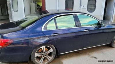 2019 Mercedes-Benz E 300 WDDZF4JB2KA699325 VIN:WDDZF4JB2KA699325