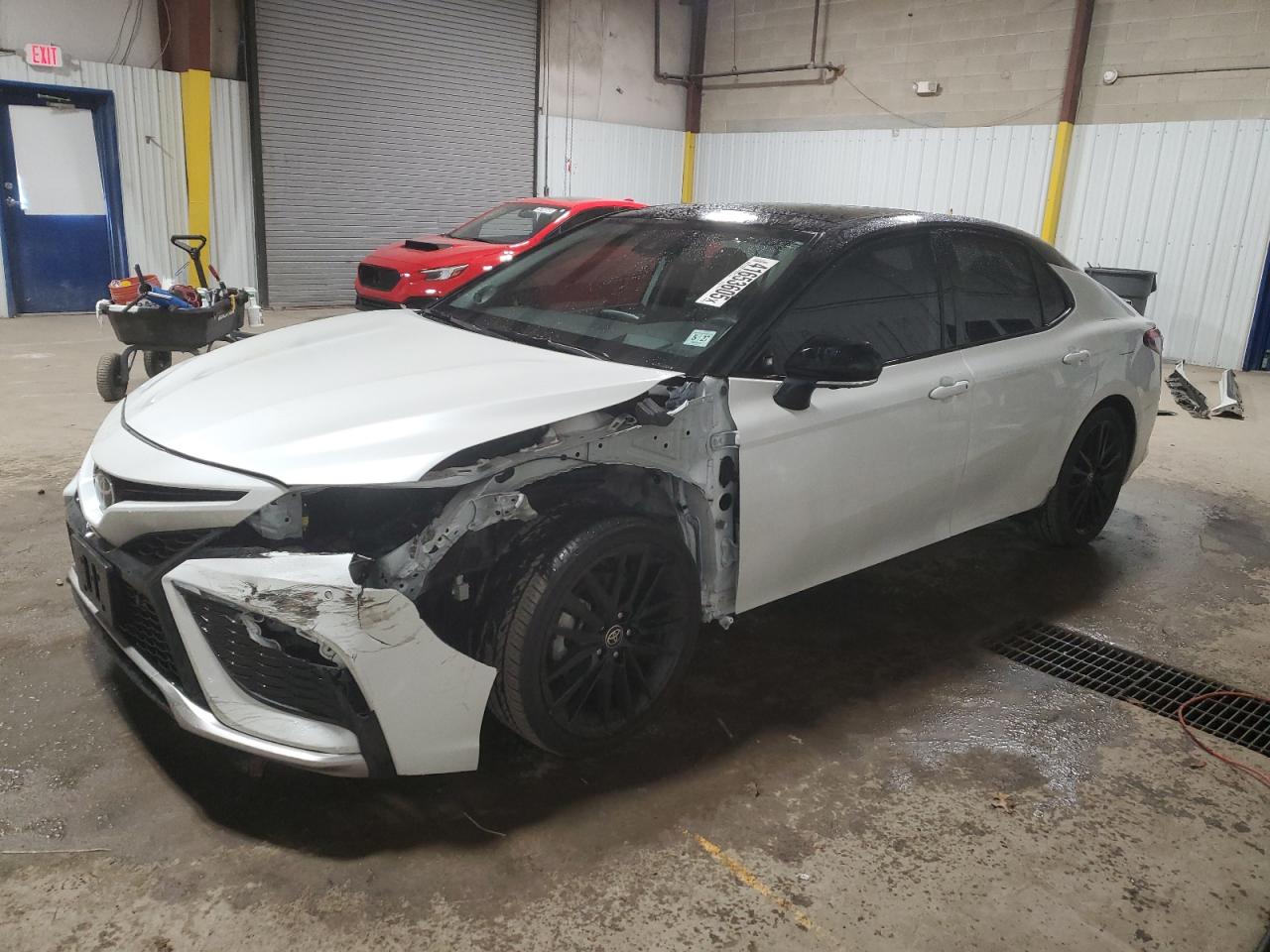 2022 TOYOTA CAMRY XSE VIN:JA4ARUAU1RU002102