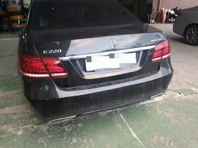 2016 Mercedes-Benz E 220 VIN: