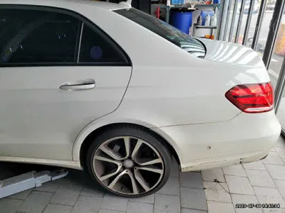 2016 Mercedes-Benz E 220 WDDHF0AB5GB304950 VIN:WDDHF0AB5GB304950