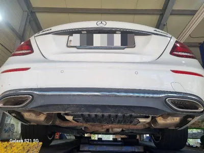 2019 Mercedes-Benz E 300 VIN: