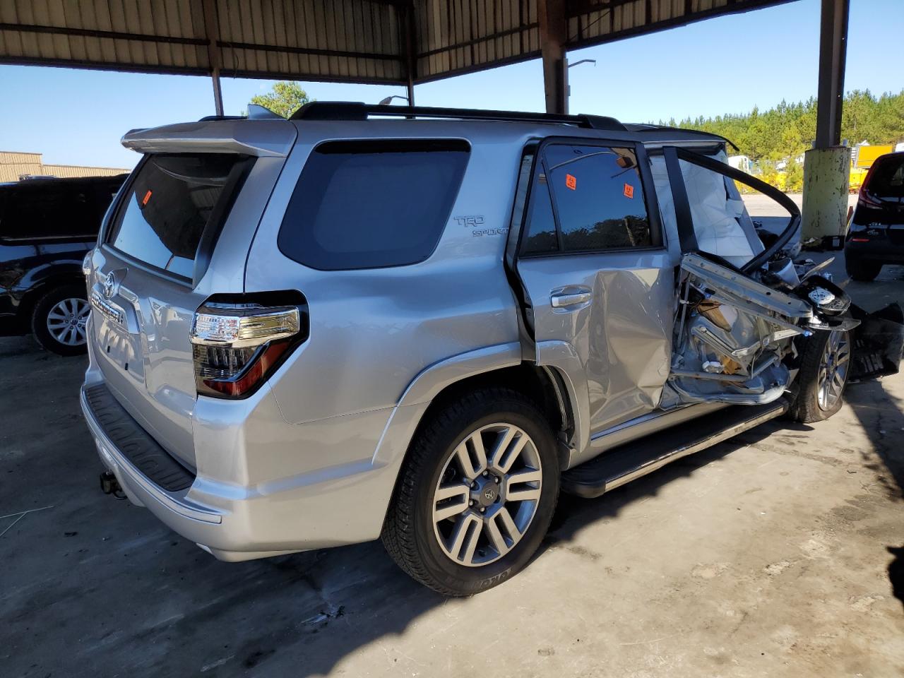 2024 TOYOTA 4RUNNER SR5 PREMIUM VIN:JTESU5JR8R6226400