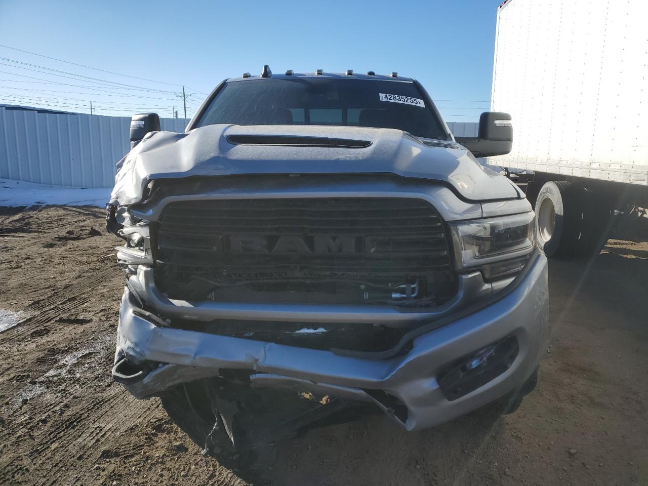 2024 RAM 3500 LARAMIE VIN:3C63RRJL2RG377865