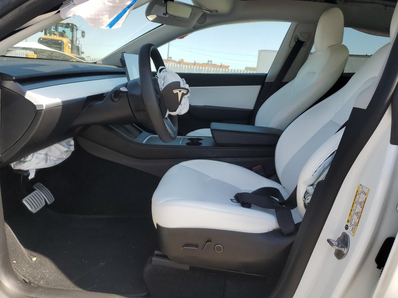 2022 TESLA MODEL Y  VIN:7SAYGDEF0NF441819