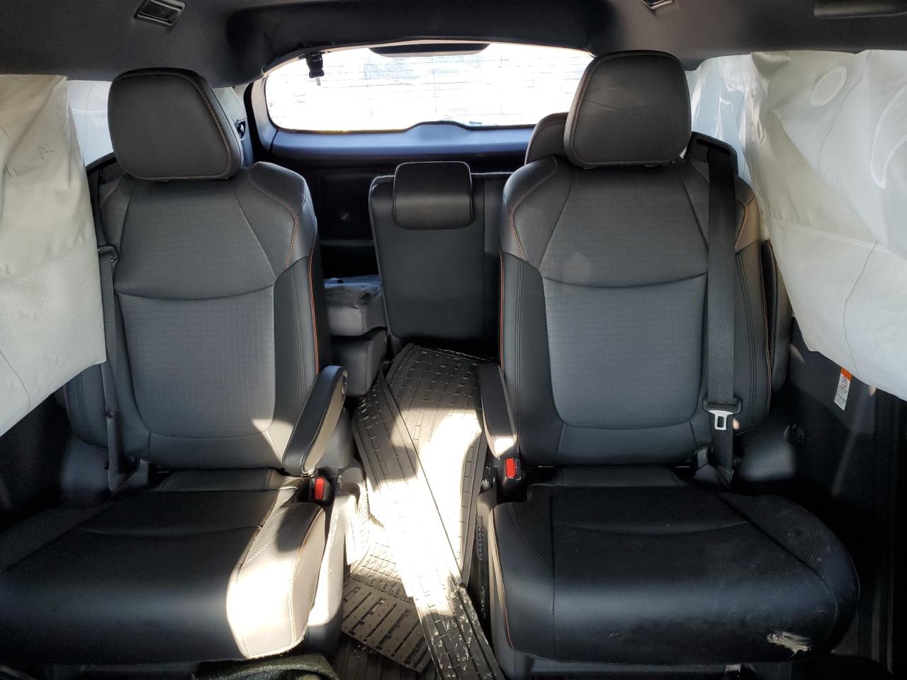 2022 TOYOTA SIENNA XSE VIN:5TDXSKFC8NS071490