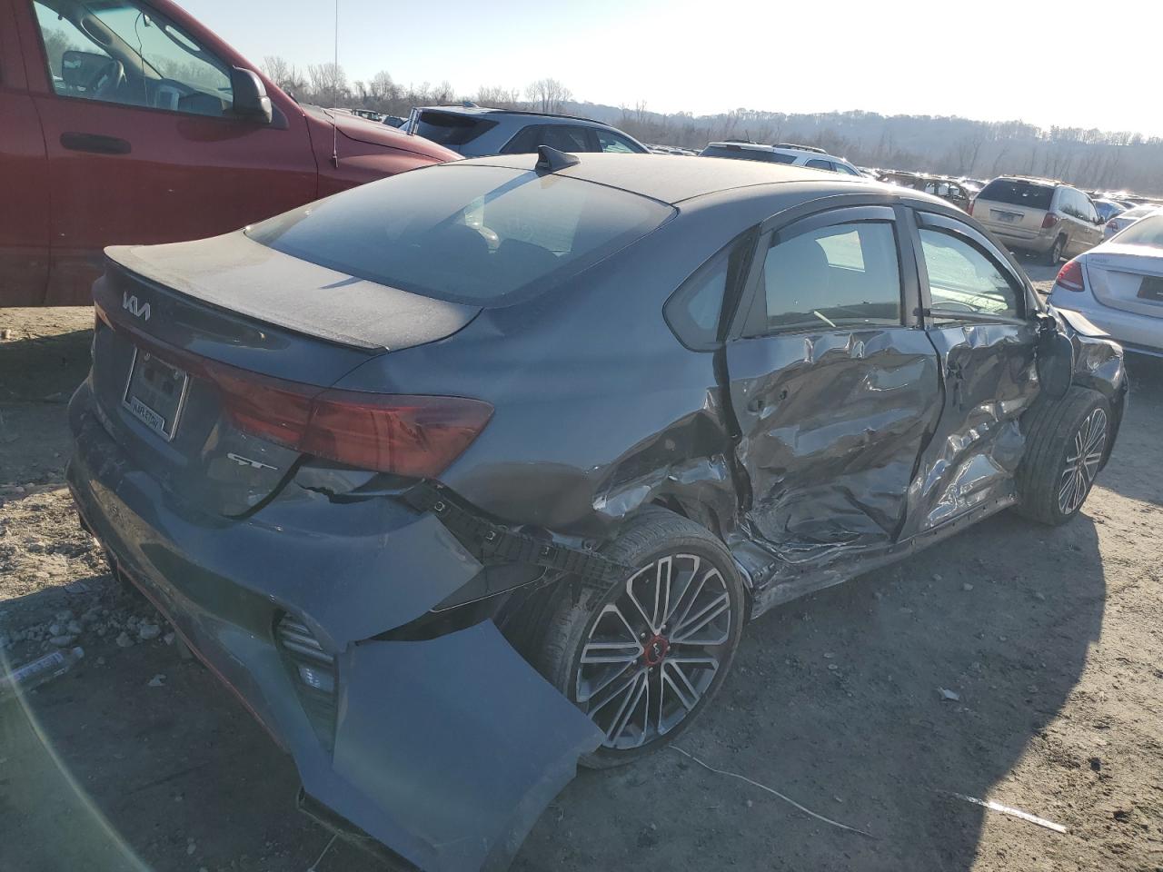 2024 KIA FORTE GT VIN:3KPF44AC8RE692589