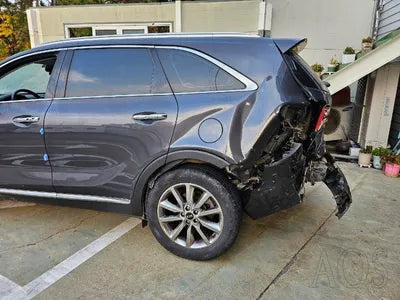 2017 Kia Sorento KNAPH81ADHA343768 VIN:KNAPH81ADHA343768