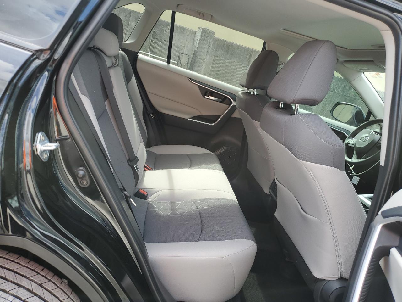 2024 TOYOTA RAV4 XLE VIN:2T3W1RFV0RC291463