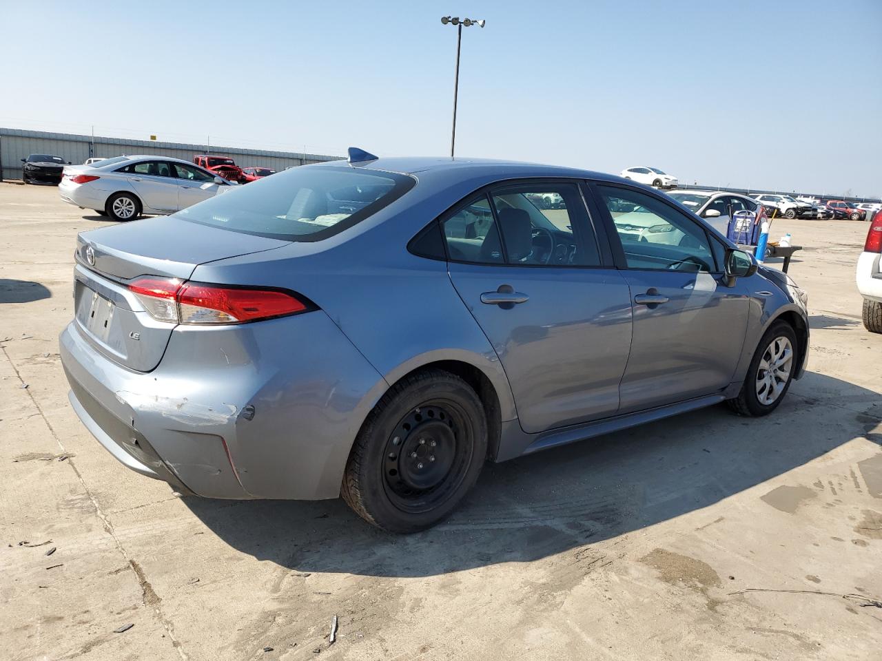 2022 TOYOTA COROLLA LE VIN:5YFEPMAE9NP303553