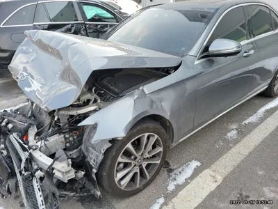 2018 Mercedes-Benz E 300 VIN: