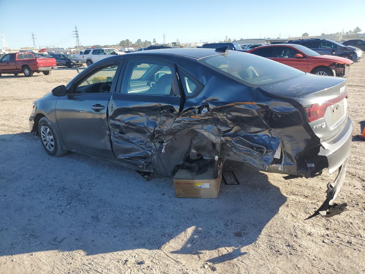 2023 KIA FORTE LX VIN:3KPF24AD9PE561375