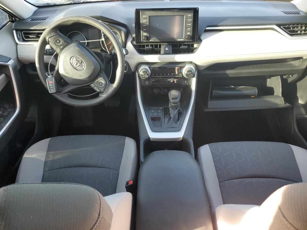 2022 TOYOTA RAV4 XLE VIN:2T3W1RFV1NW194569