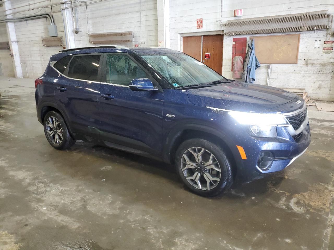 2022 KIA SELTOS EX VIN:KNDERCAA3N7294657