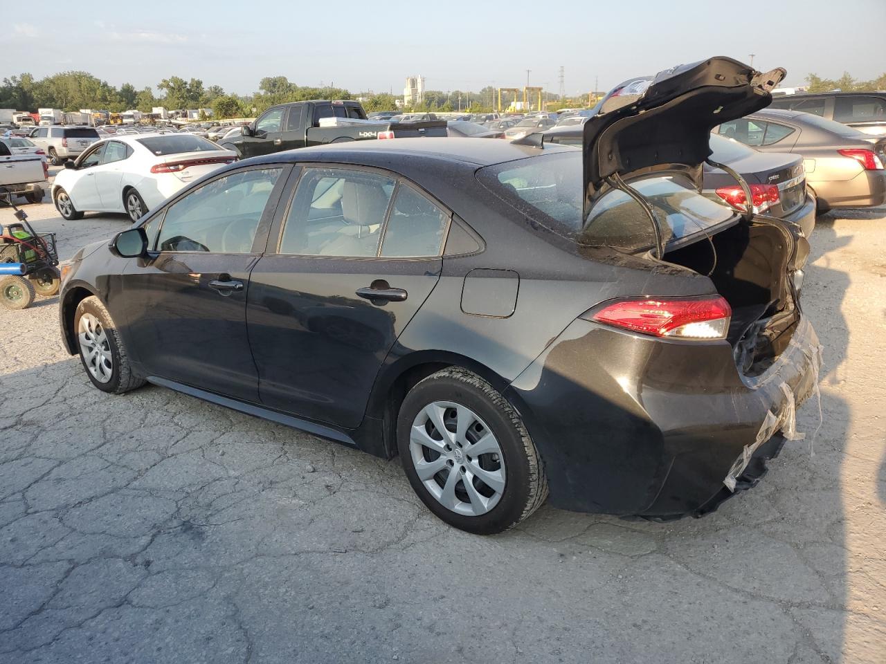 2022 TOYOTA COROLLA LE VIN:5YFEPMAE2NP342100