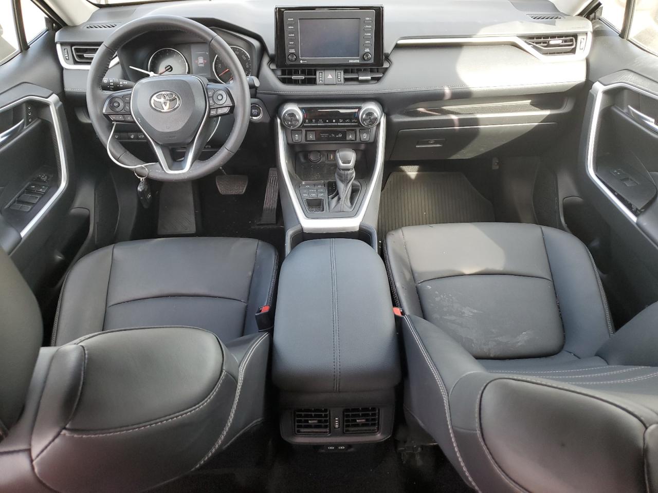 2022 TOYOTA RAV4 XLE PREMIUM VIN:2T3A1RFV0NC286445